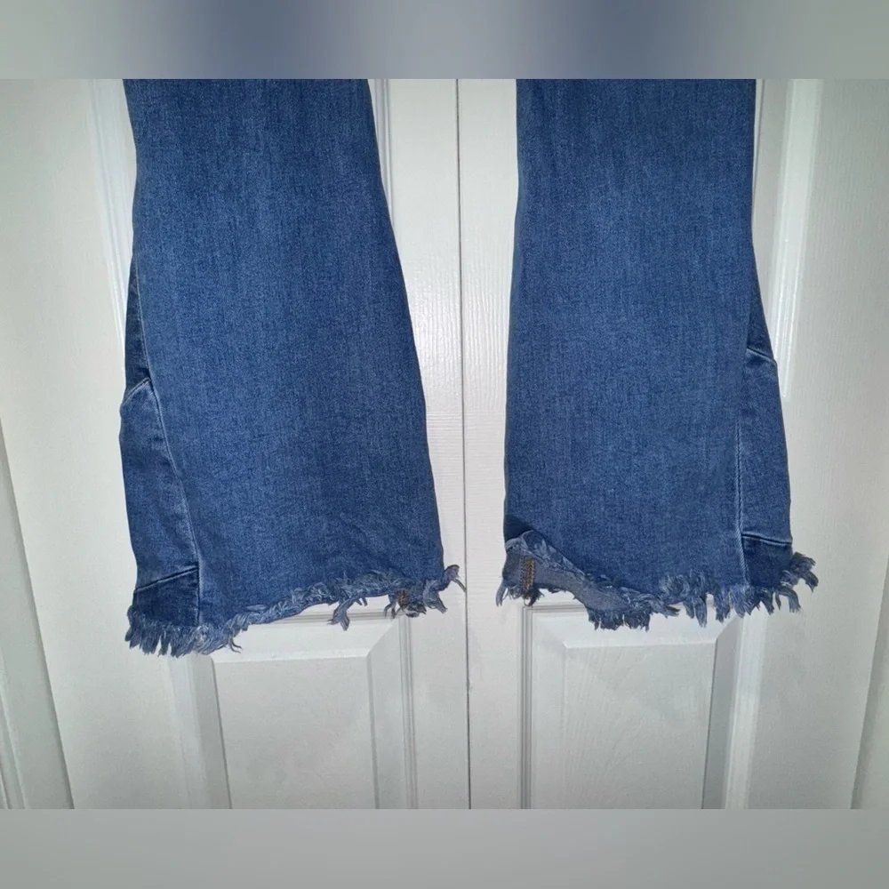 Altar’d State High Rise, distressed, super Flare Jeans size 28. GUC